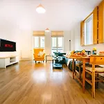Peaceful Apartment In East End