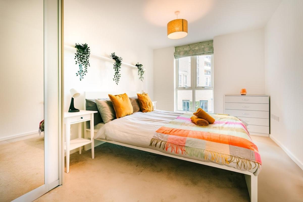 Apartment Peaceful In East End