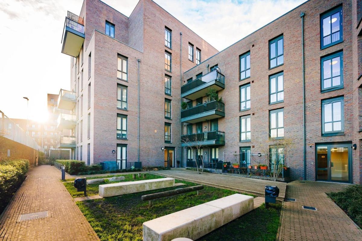Apartment Peaceful In East End London